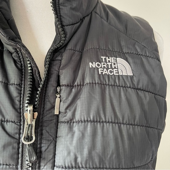 The North Face Puffer Vest - Picture 2 of 6